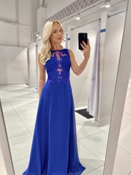 Sukienka długa paski chaber