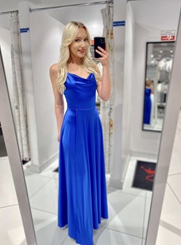 Sukienka długa satynowa wiązanie szyja chaber