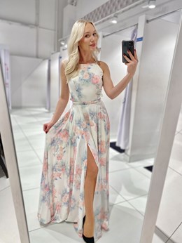 Sukienka długa różowe kwiaty krzyż plecy