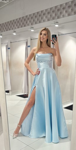 Sukienka długa gorset rozkloszowana cekiny błękit