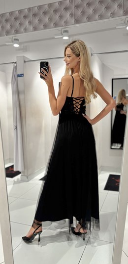 Sukienka długa tiulowa wiązany tył cekiny czerń