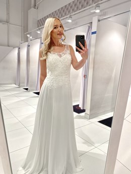 Sukienka długa koronkowa góra biel