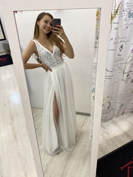 Sukienka długa tiul dekolt szary/biel