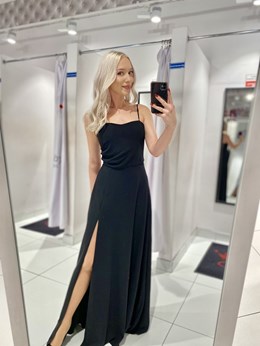 Sukienka długa wiązanie plecy gładka czerń