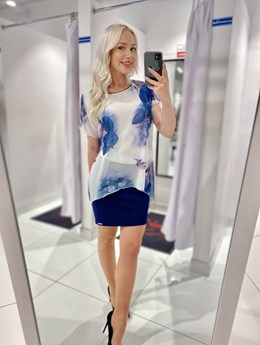 Sukienka krótka spinka kwiaty biel/ciemny granat