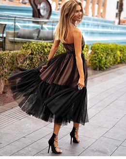 Sukienka midi tiul odkryte plecy beż/czarń