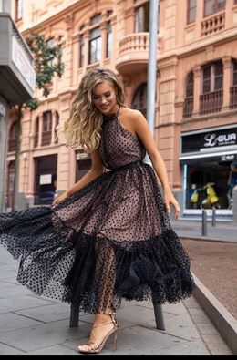 Sukienka midi tiul odkryte plecy grochy czarny