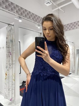 Sukienka długa zabudowana pod szyję granat