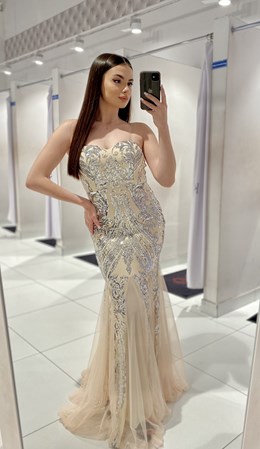 Sukienka długa rybka cekiny tiul szampan