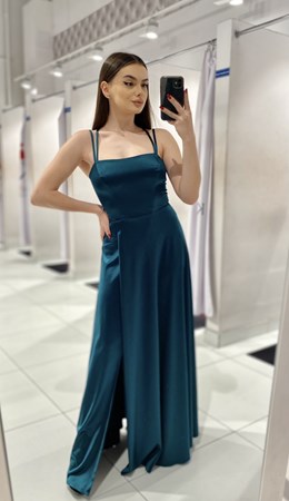 Sukienka długa satyna wiązanie plecy zieleń