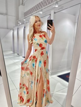 Sukienka długa kwiaty krzyż plecy beż