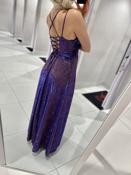 Sukienka długa wiązanie plecy brokat holo fiolet