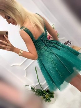 Sukienka krótka koronka wiązanie zielony