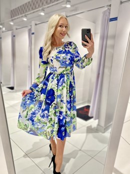 Sukienka midi długi rękaw kwiaty biel-niebieski