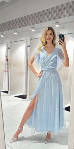 Sukienka długa rękawek ozdoba brokat błękit