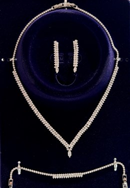 Komplet cyrkoniowy łezka mniejsza