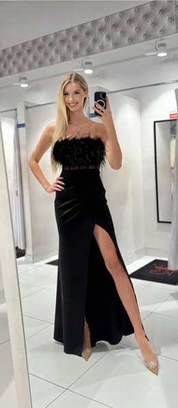 Sukienka długa rybka gorset pióra czerń