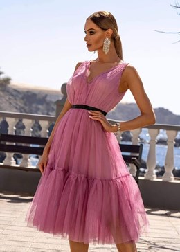 Sukienka midi tiul głęboki dekolt róż