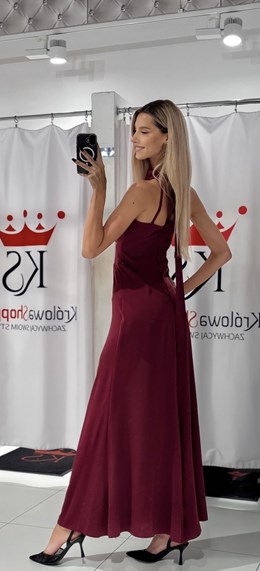 Sukienka długa dekolt halter bordo