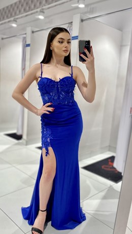 Sukienka długa gorset zdobienie haft chaber