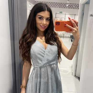 Sukienka krótka ramiączka dekolt brokat srebro