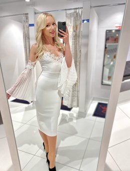 Sukienka midi rękaw falbana koronka biel