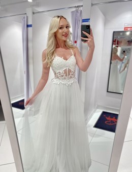 Sukienka długa gorset perełki tiul biel