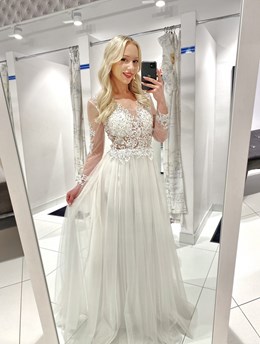 Sukienka długa koronkowy rękaw tiul biel