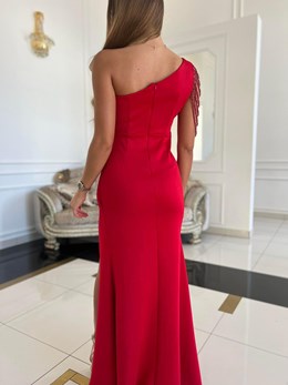 Sukienka długa jedno ramię koraliki czerwień