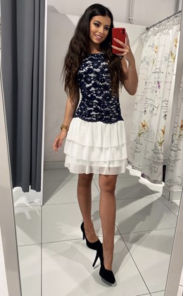 Krótka sukienka koronka falbany dół granat gładka