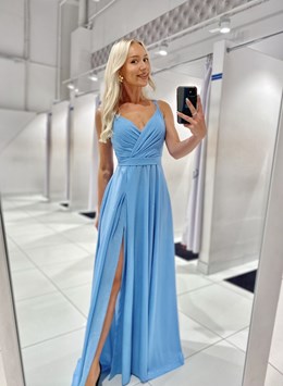 Sukienka długa na ramiączkach brokat błękit