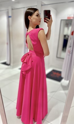 Sukienka długa wycięcie plecy wiązanie malina