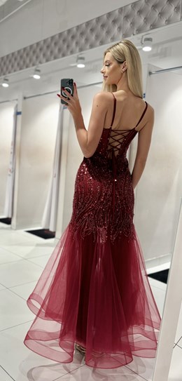 Sukienka długa rybka cekiny gorset tiul bordo