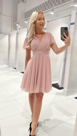 Sukienka krótka rękawek pas pudrowy róż