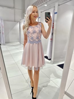 Sukienka krótka koronka plisy szary/róż