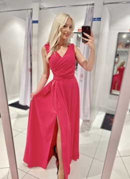 Sukienka długa marszczenia z paskiem gładka malina