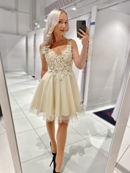 Sukienka krótka kwiatowy dekolt ecru