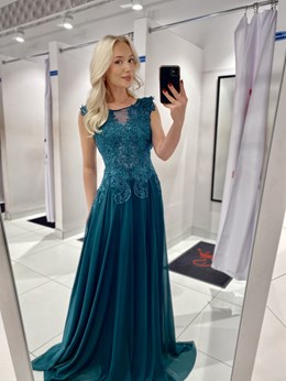 Sukienka długa koronka odkryte plecy zielony