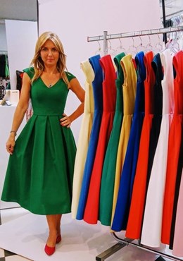 Sukienka midi z paskiem gładka zielona