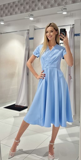 Sukienka midi marszczony rękawek błękit