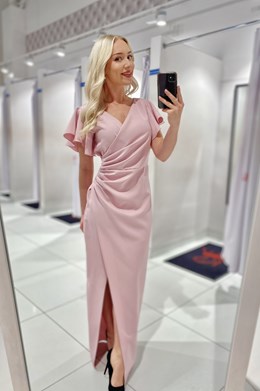 Sukienka długa dopasowana falbana rękaw róż