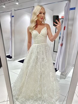 Sukienka długa ramiączka pas koronkowa biała