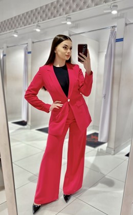 Garnitur damski malinowy