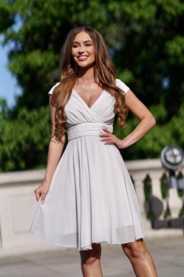 Sukienka krótka marszczony pas biel