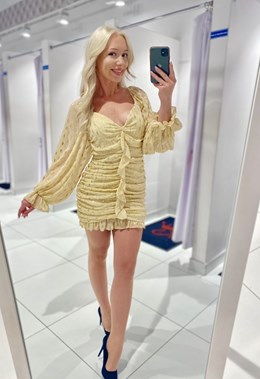 Sukienka krótka bufiasty rękawek żółty/złoty