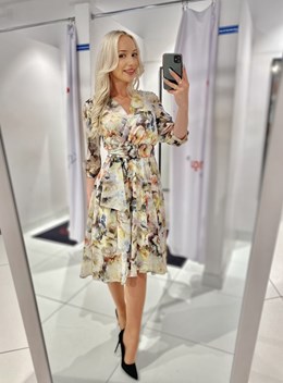 Sukienka midi długi rękaw pasek kwiaty zieleń