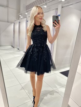 Sukienka krótka tiul koronka wiązanie szyja czerń