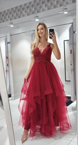 Sukienka długa koronkowa góra tiul bordo