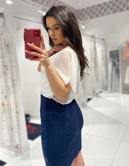 Sukienka krótka siatka zdobienie dół biel/granat