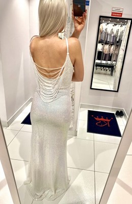 Sukienka długa cekiny ramiączka holo biel